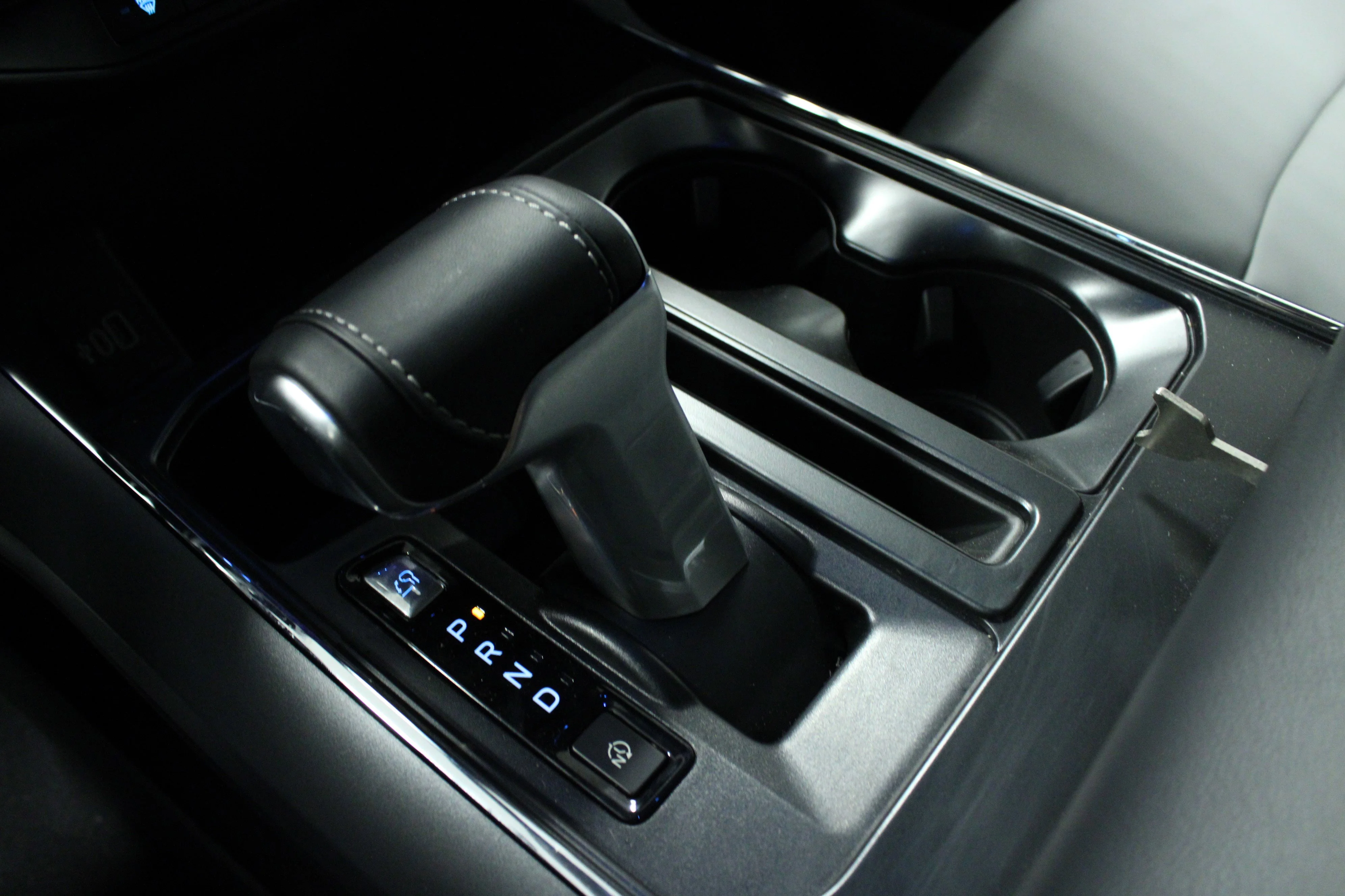 2025 Ford F-150 Lightning Flash - Photo 23