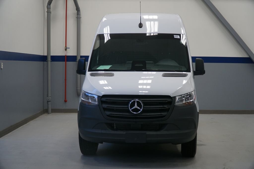 New 2025 Arctic White Mercedes-Benz Cargo 144 WB image 2