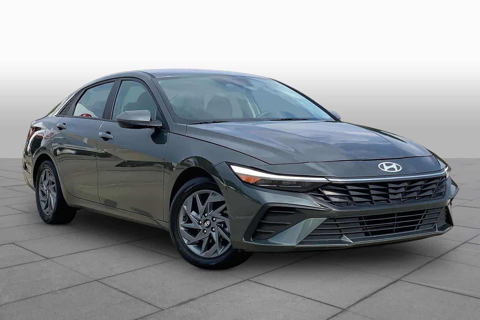 Pre-Owned 2024 Hyundai Elantra SEL