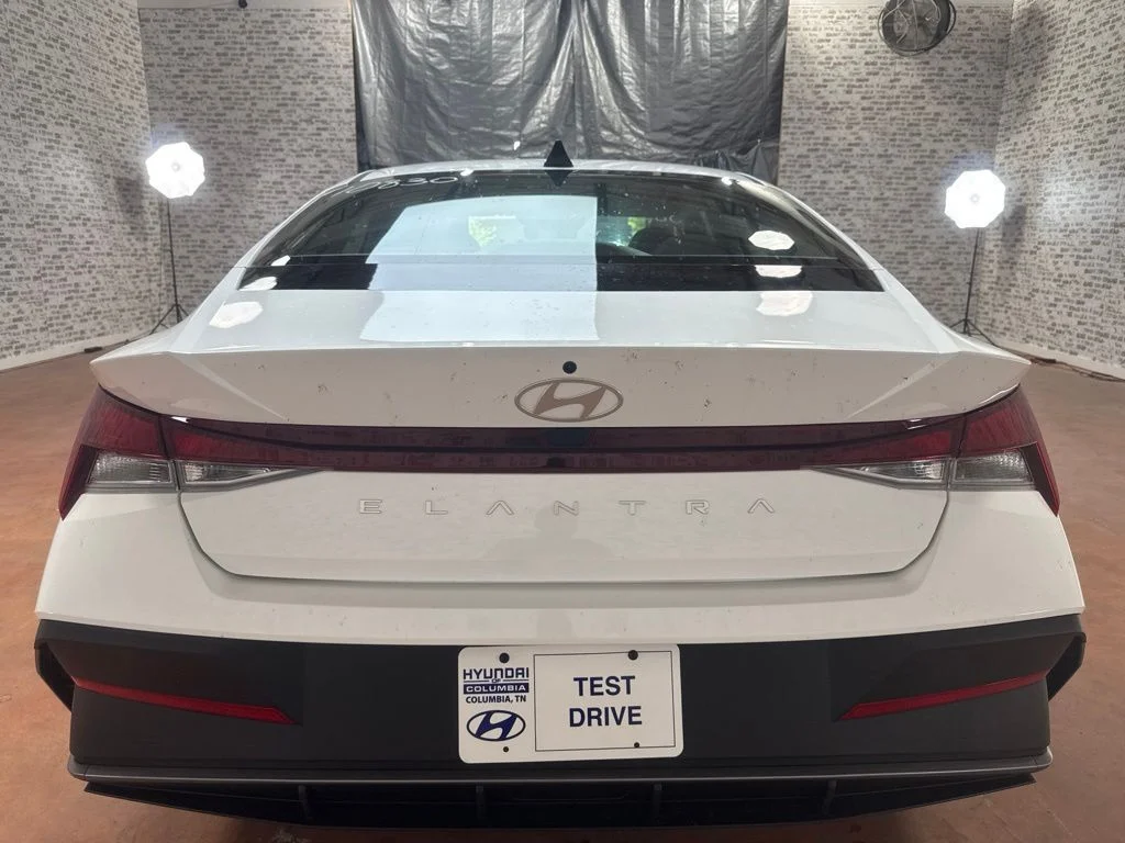 New 2026 Serenity White Hyundai SE image 6