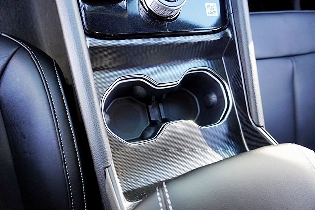 New 2026 Baltic Gray Metallic Clear-Coat Exterior Paint Jeep Limited image 34