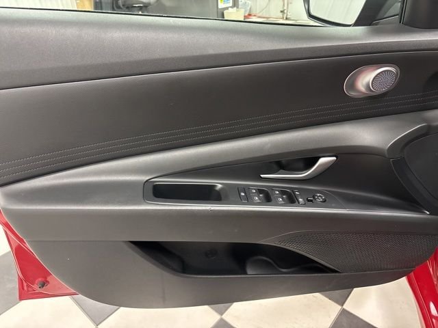 2023 Hyundai Elantra Blue - Photo 10