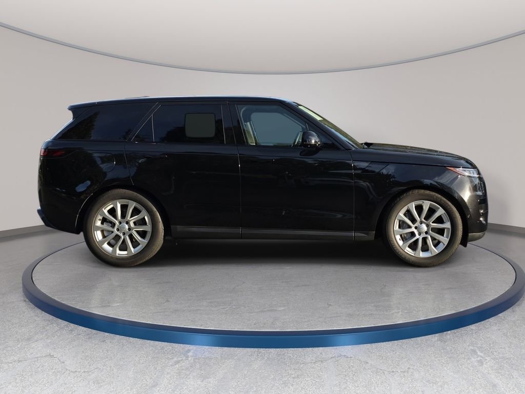 Certified Used 2025 Black Land Rover SE image 5
