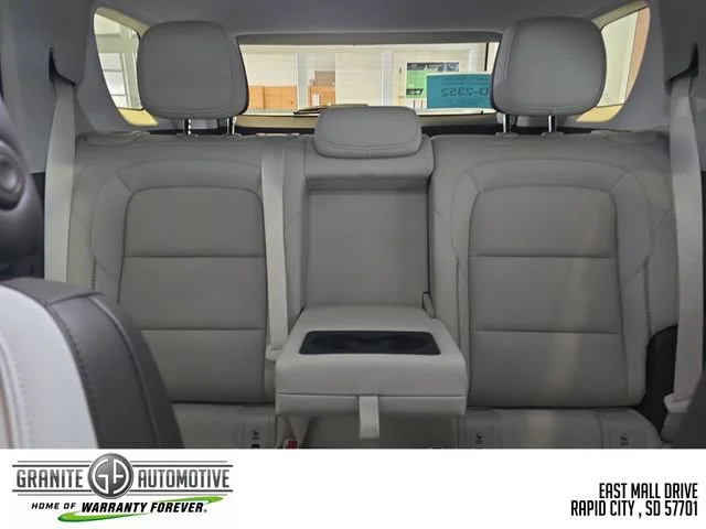 New 2027 Glacier White Tricoat GMC Denali image 37