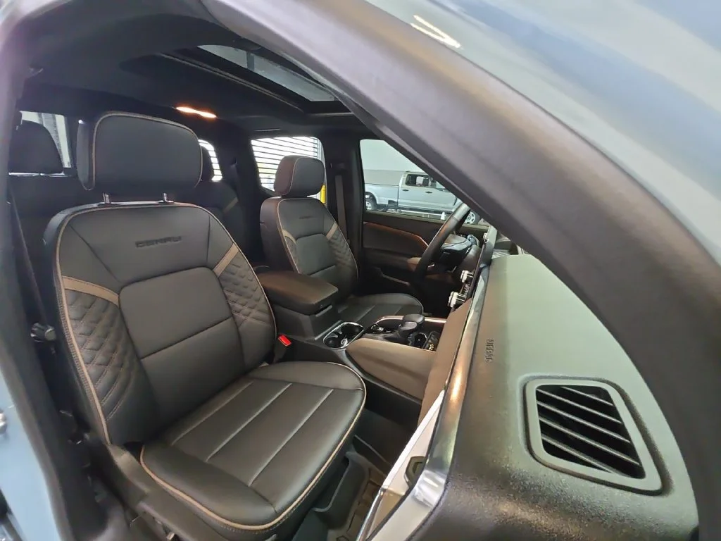 Certified Used 2026 Glacier Metallic GMC Denali image 36