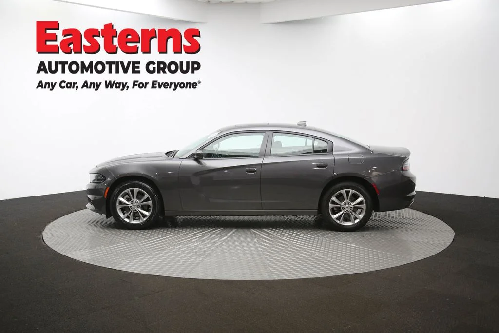 Used 2022 Gray Dodge SXT image 61