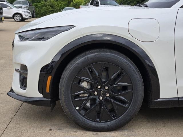 New 2026 Star White Metallic Tri-coat Ford Premium image 26