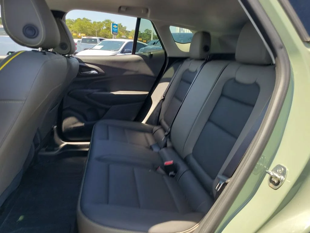 Used 2024 Cacti Green Chevrolet ACTIV image 24