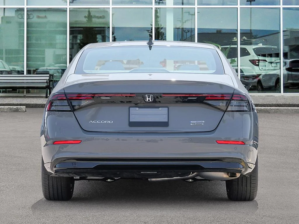 New 2026 Urban Grey Pearl Honda TOURING Touring comfort. Hybrid intelligence. image 5
