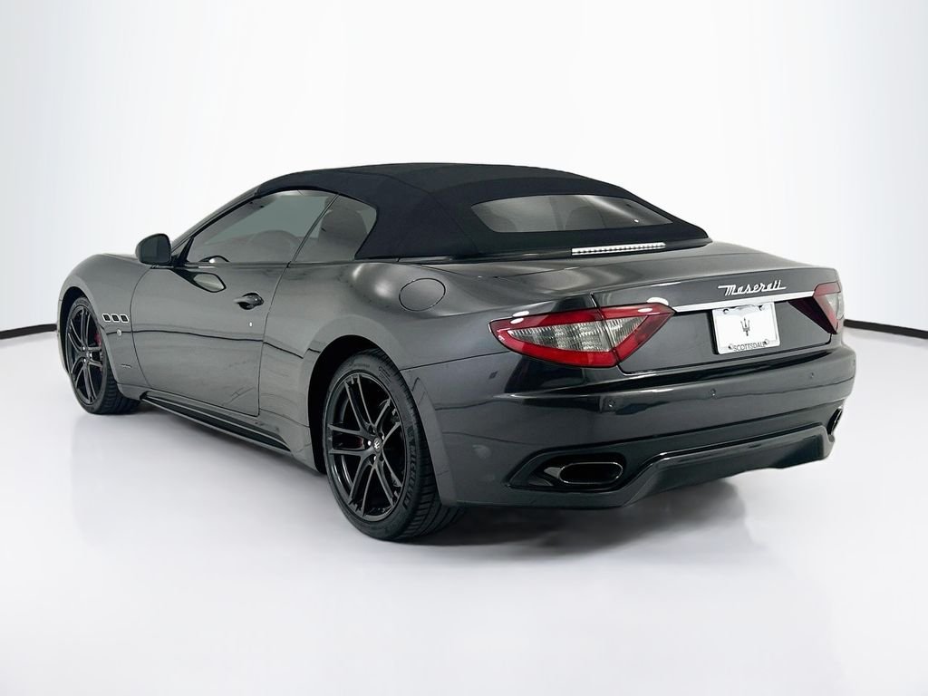Used 2017 Grigio Granito Metallic Maserati Sport image 15