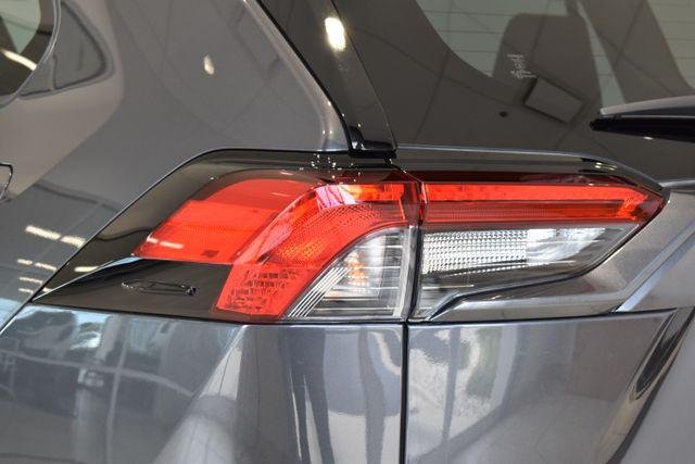 Certified Used 2025 MAGNETIC GRAY MET. Toyota  image 7