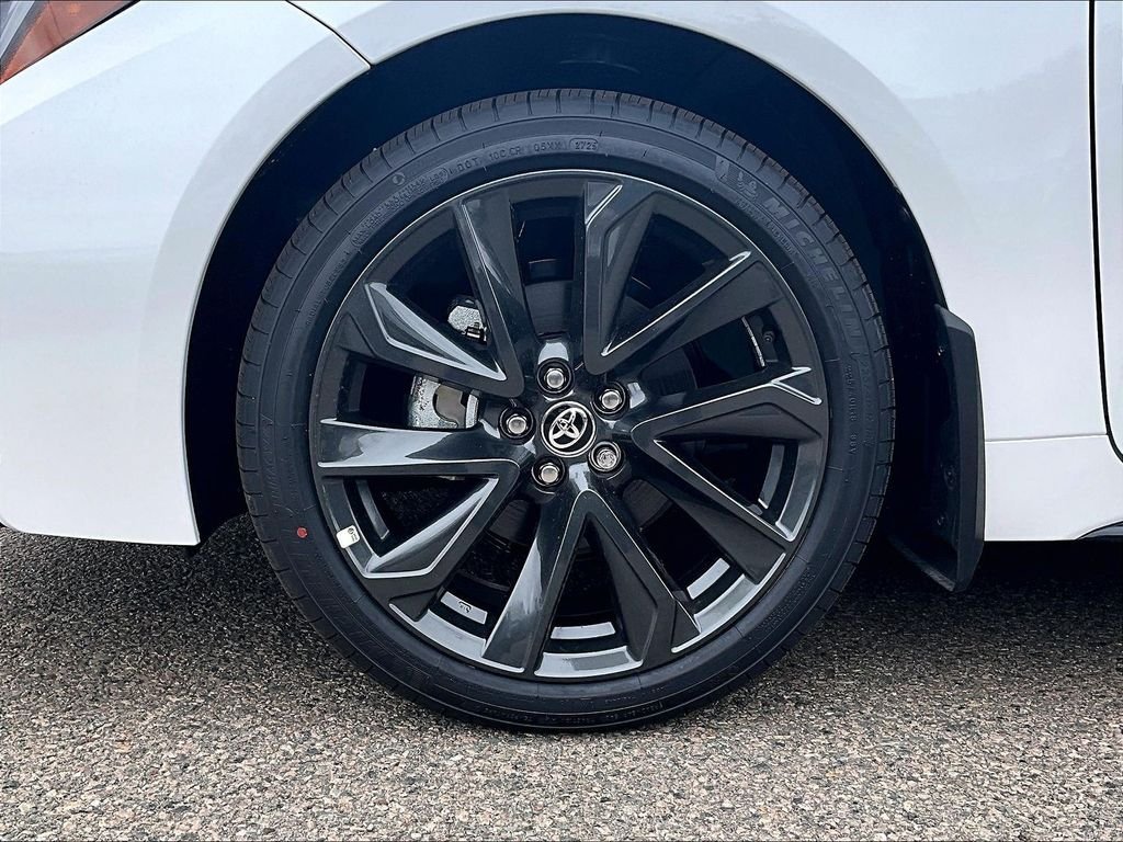 2026 Toyota Corolla XSE - Photo 8