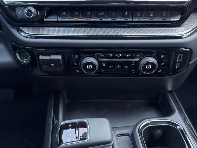 2026 Chevrolet Silverado 1500 ZR2 - Photo 16