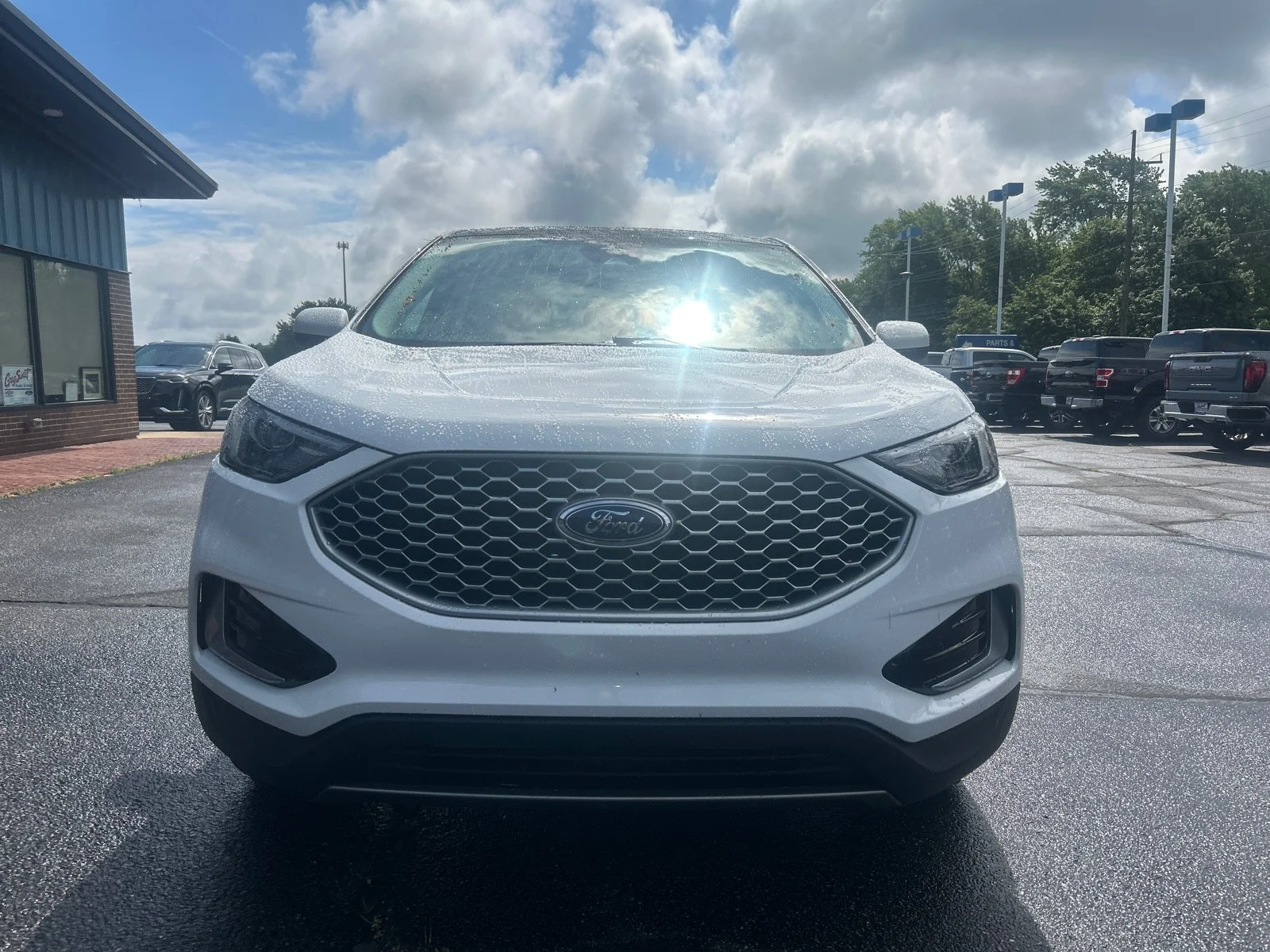 Used 2023 White Ford SEL image 3