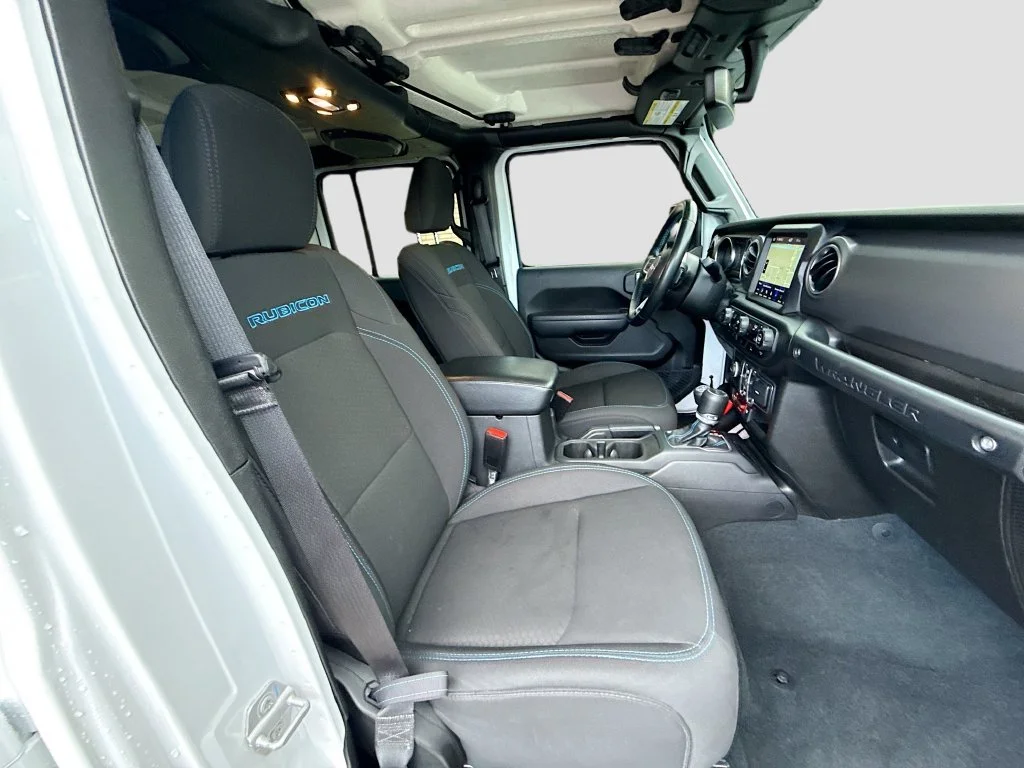 Used 2022 White Jeep Unlimited Rubicon 4xe image 34