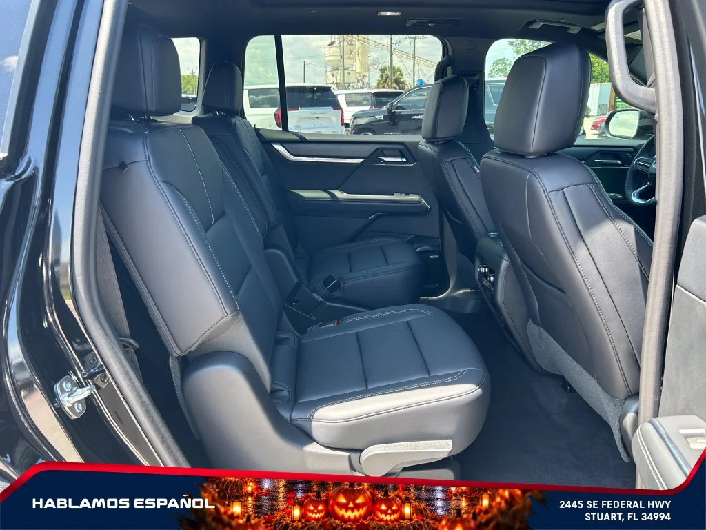 New 2027 Ebony Twilight Metallic GMC Elevation image 18