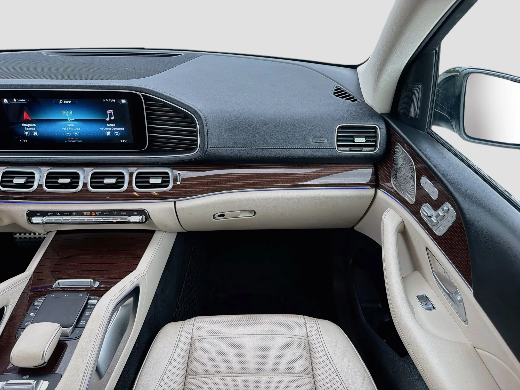 Used 2021 Diamond White Metallic Mercedes-Benz GLS 580 image 19