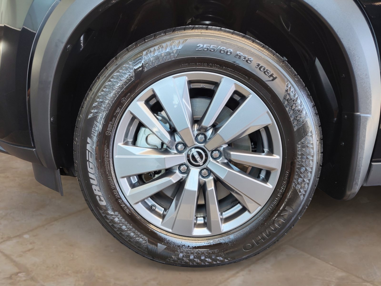 Used 2025 Super Black Nissan SV image 28