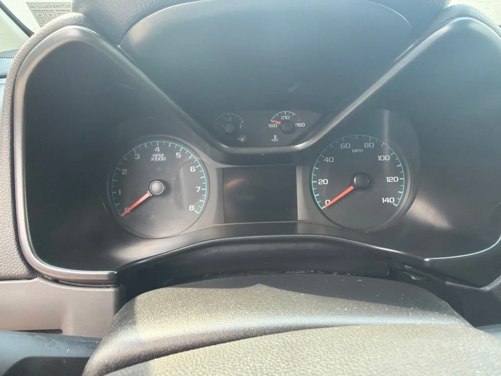 Used 2021 Gray Chevrolet LT image 16