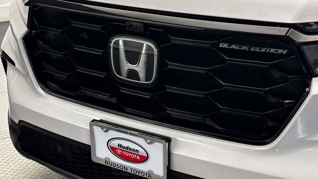 Used 2025 White Honda Black Edition image 2
