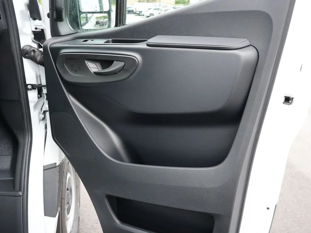New 2026 Arctic White Mercedes-Benz Cargo 170 WB image 15