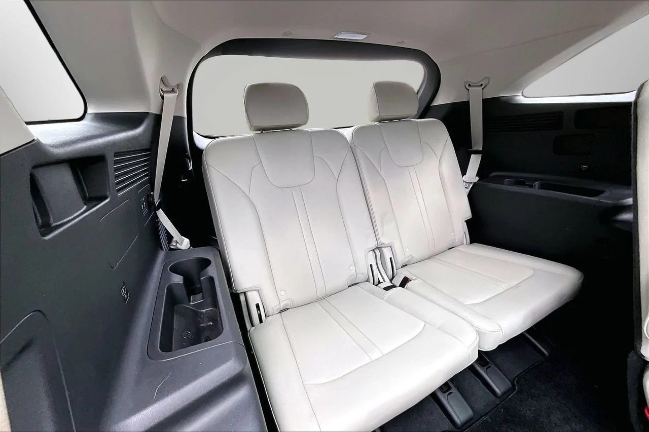 Certified Used 2022 White Kia SX image 25