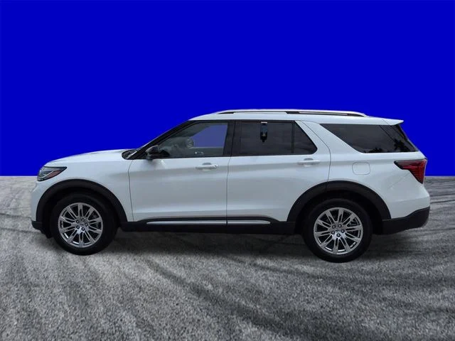 New 2026 Star White Metallic Tri-Coat Ford Platinum™ image 7