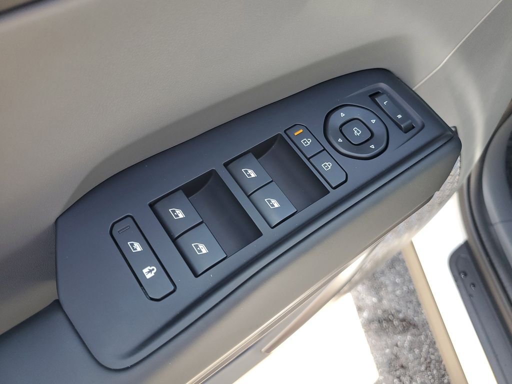 2026 Kia EV9 Light L/R - Photo 26
