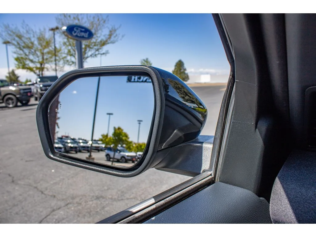 Used 2025 Carbonized Gray Metallic Ford ST-Line image 33