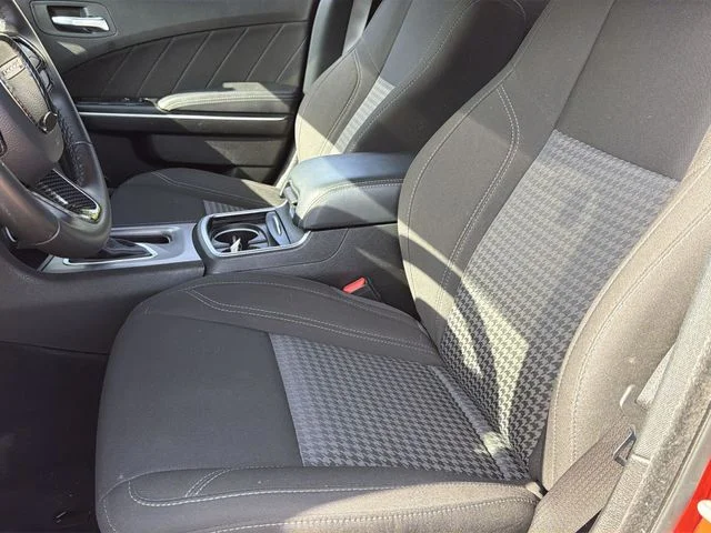 Used 2023 Orange Dodge SXT image 10