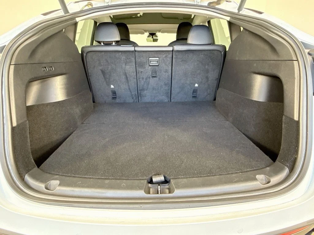 Used 2021 White Tesla Long Range image 27