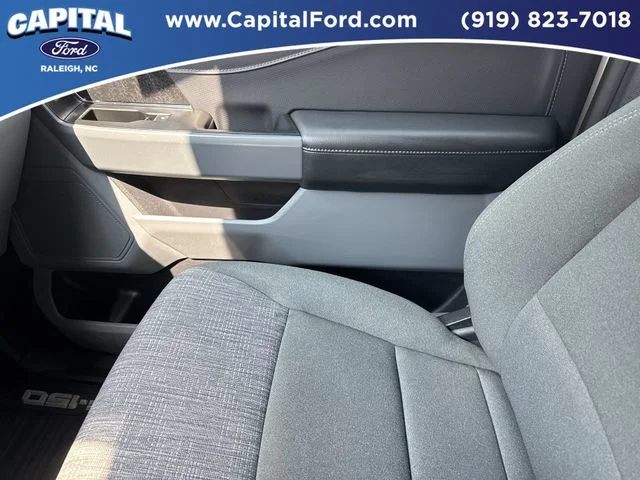 Used 2023 White Ford XLT image 28