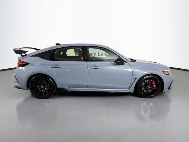 Used 2024 Sonic Gray Pearl Honda  image 8