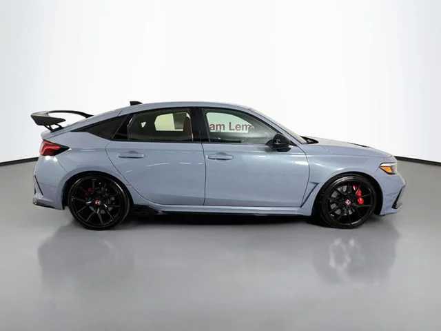 Used 2024 Gray Honda  image 8