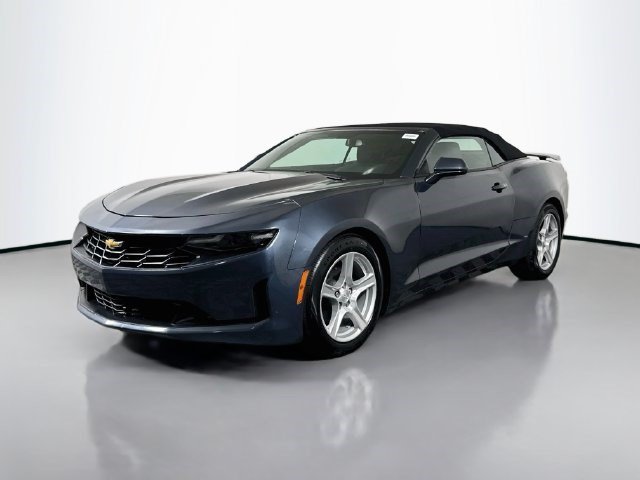 Used 2020 Shadow Gray Metallic Chevrolet 1LT image 3
