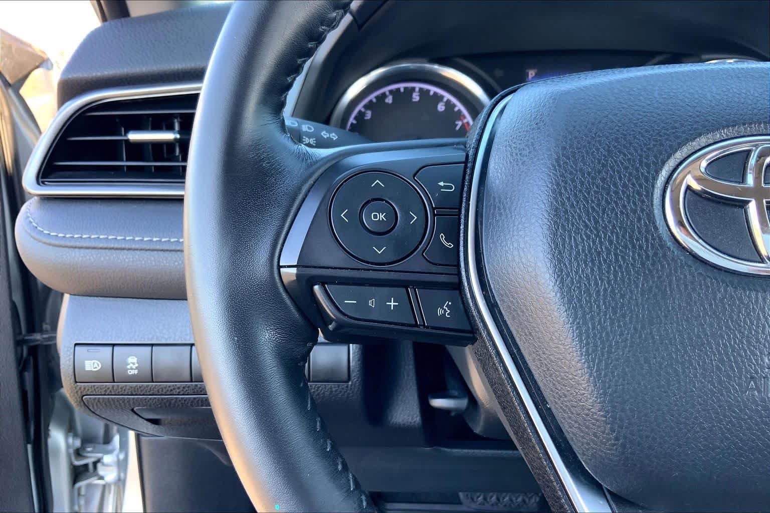 Used 2020 Celestial Silver Metallic Toyota SE image 23