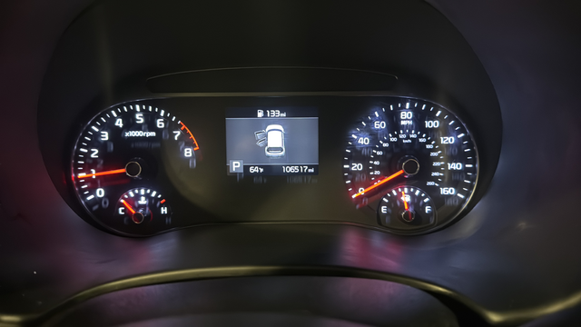 Used 2020 Snow White Pearl Kia LX image 16
