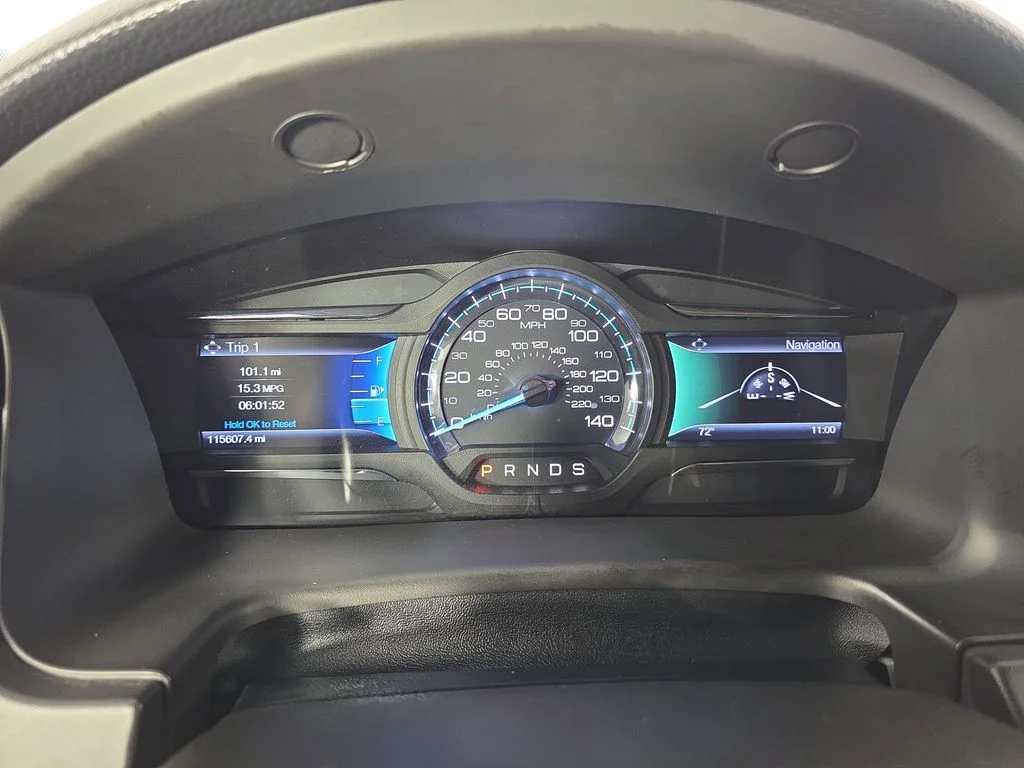 Used 2018 Blue Ford Limited image 38