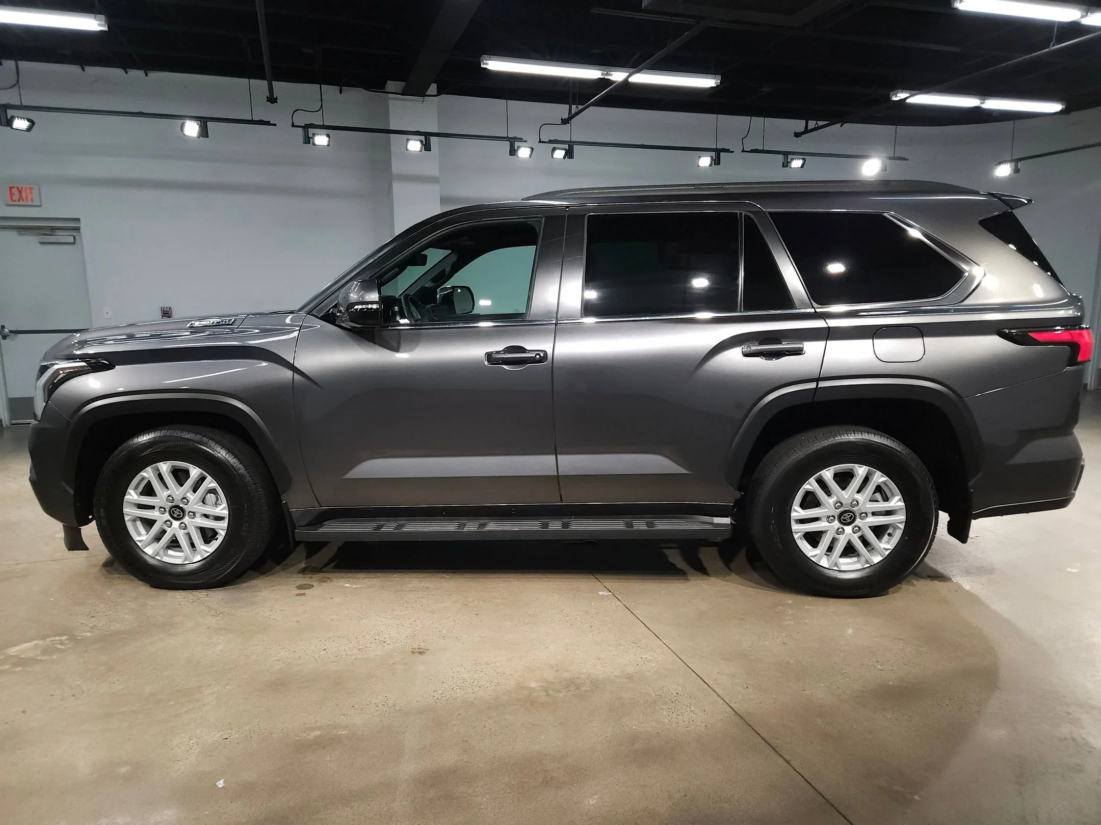 Certified Used 2025 Magnetic Gray Metallic Toyota SR5 image 4