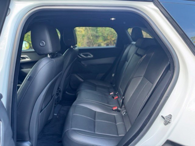 Used 2025 Fuji White Land Rover Dynamic SE image 13