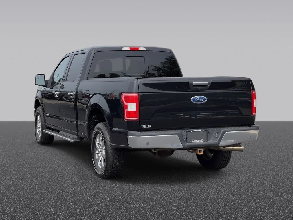 Used 2019 Black Ford XLT image 3