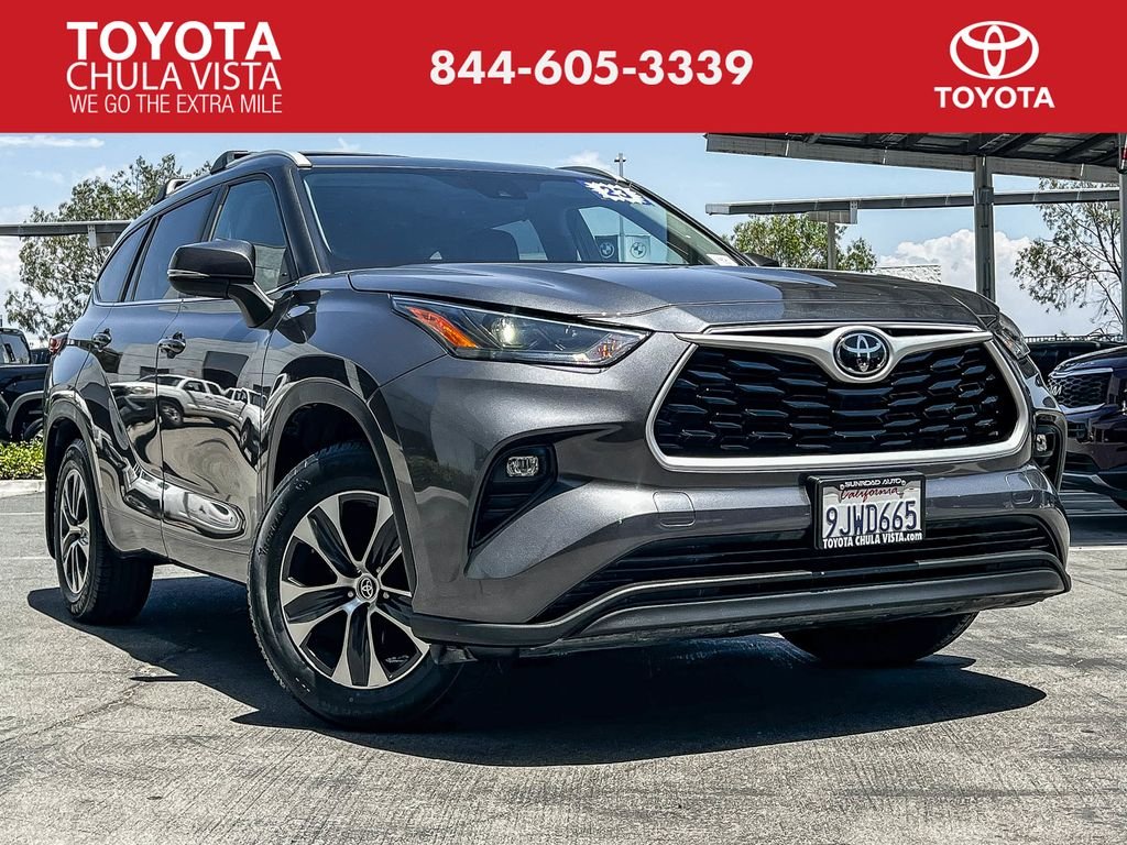 Used 2023 Gray Toyota XLE image 1