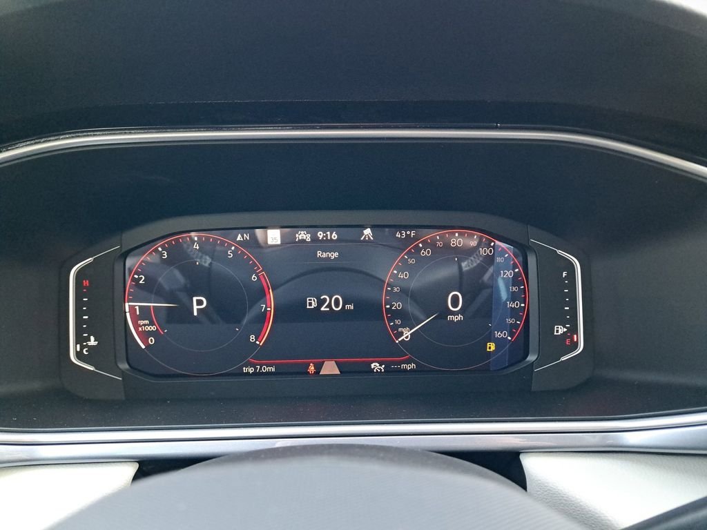 2025 Volkswagen Taos SEL - Photo 23