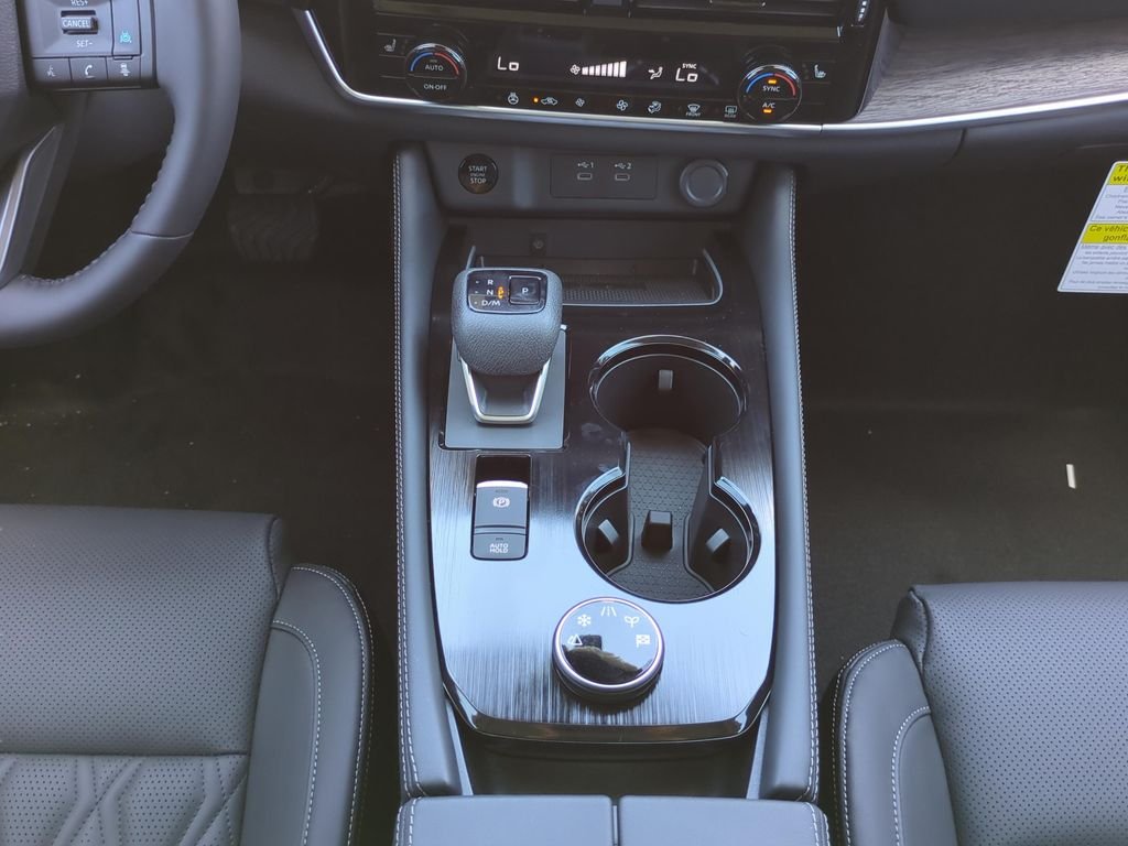 New 2026 Super Black Nissan Platinum image 26