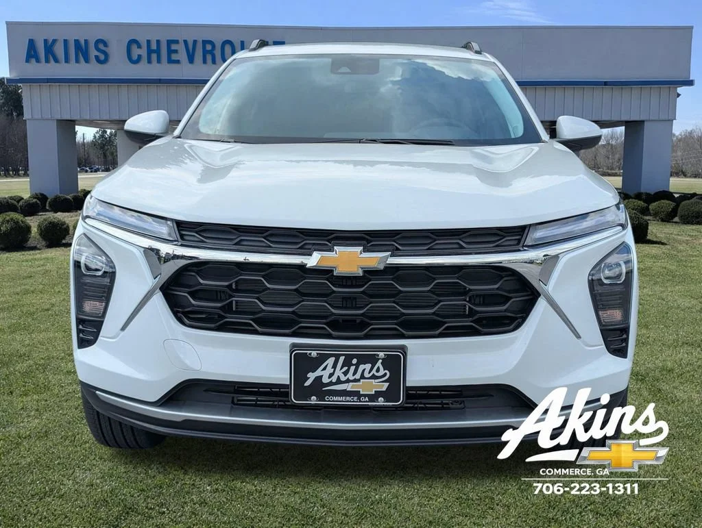 New 2026 Summit White Chevrolet LT image 10