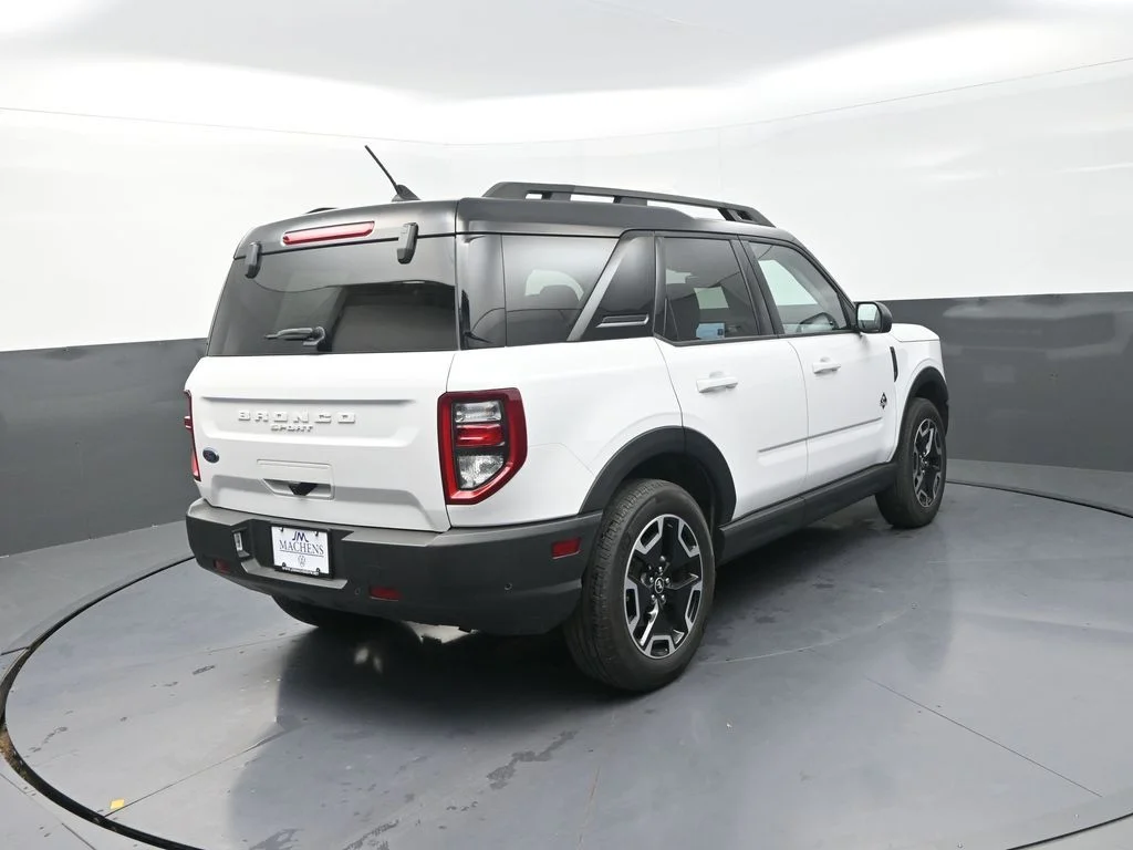 Used 2024 White Ford Outer Banks image 11
