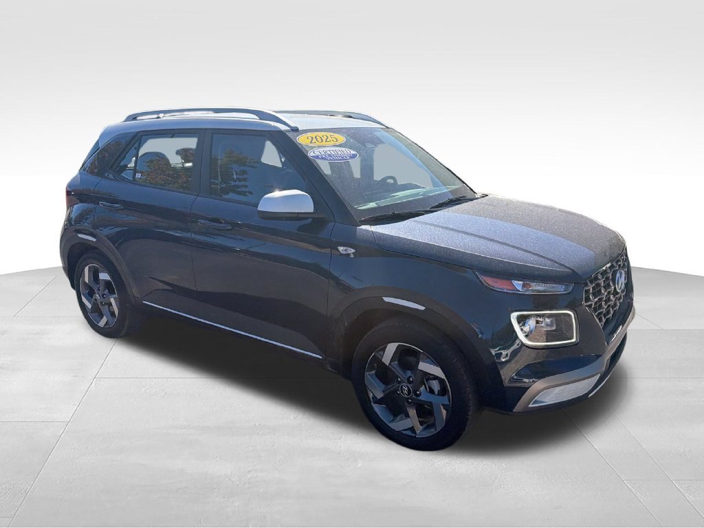Used 2025 White Hyundai Limited image 7
