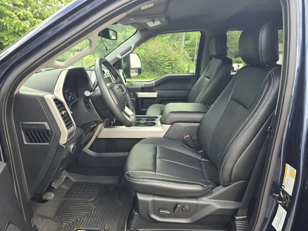 Used 2020 Blue Jeans Metallic Ford LARIAT image 16