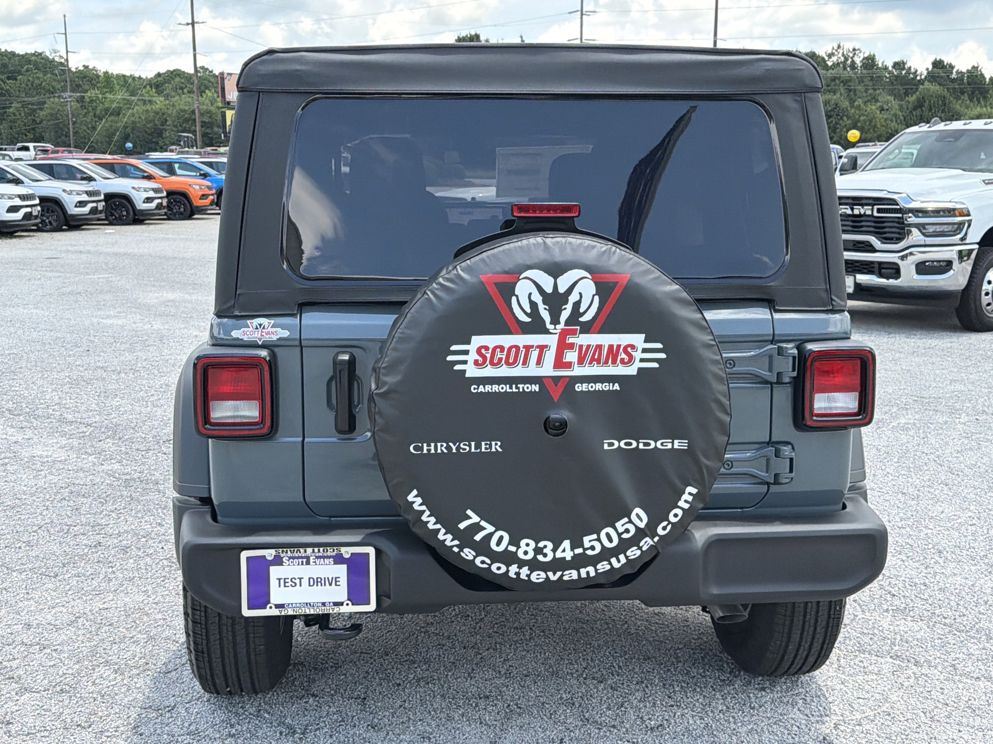 New 2026 Anvil Clear-Coat Exterior Paint Jeep Sport S image 7