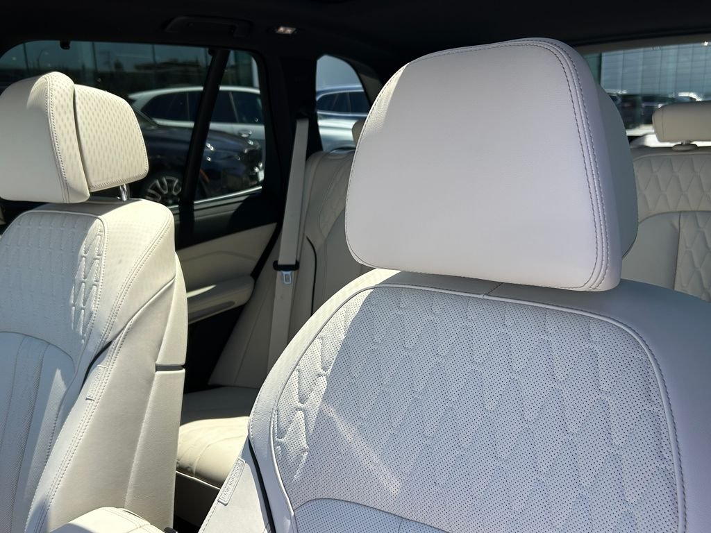 2026 BMW X5 50e - Photo 14